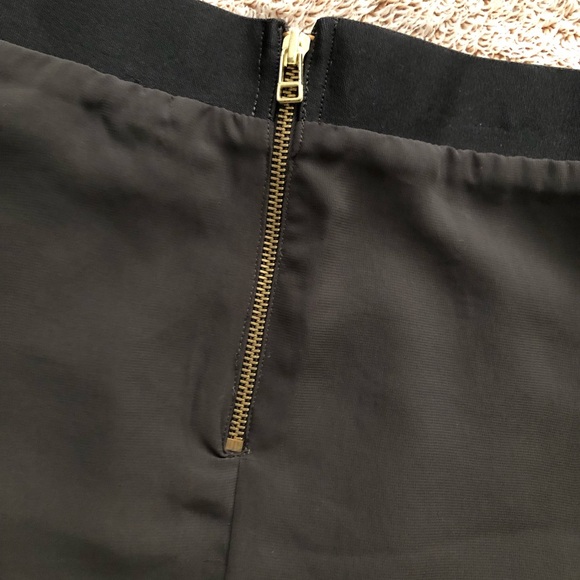 New sequined skirt 💕 - Picture 3 of 5